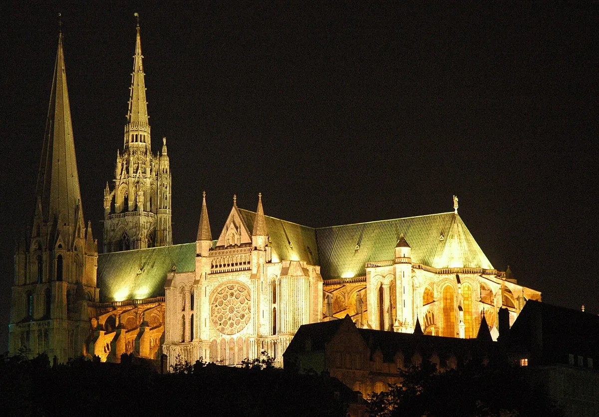 Chartres — vue de la commune