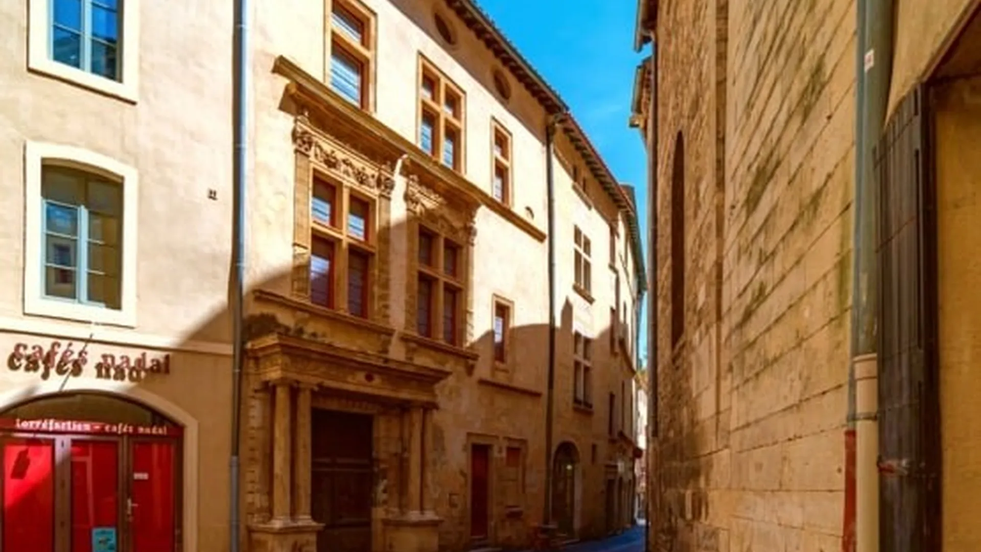 La maison saint castor - nimes
