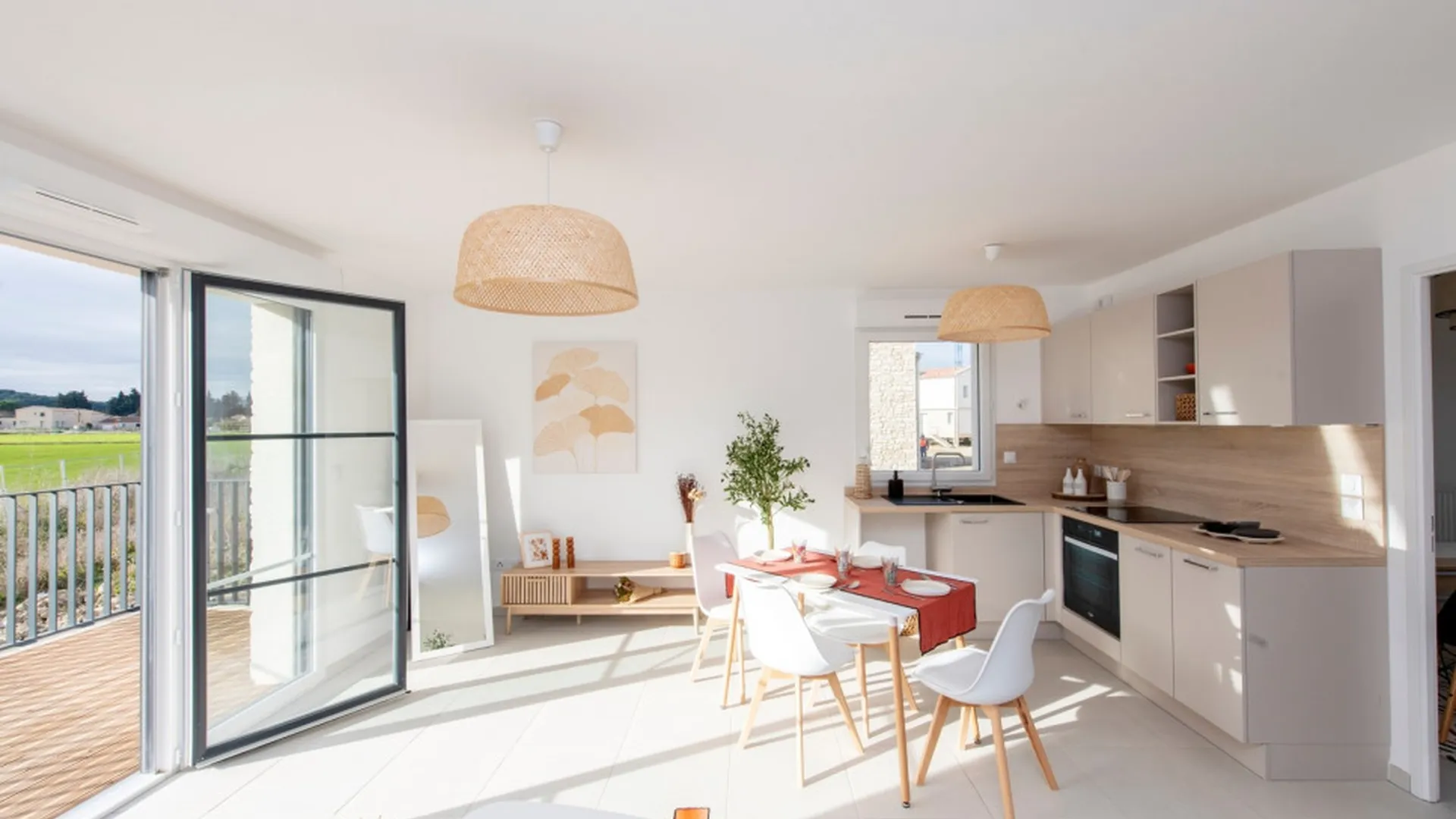 Maisons fenetre sur alpilles