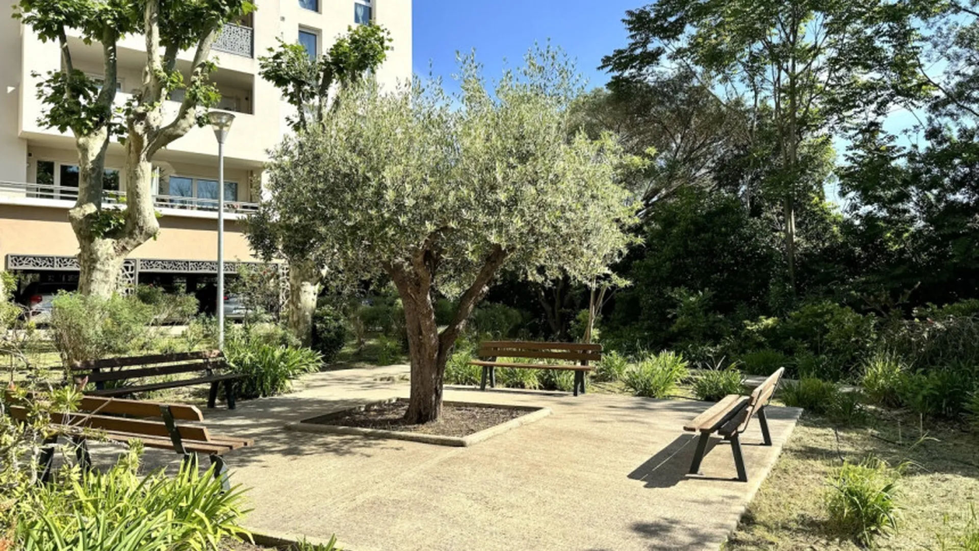 T3 dernier étage toulon sainte-musse