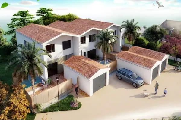 La patio de l'arbousier