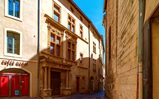 Visuel du programme La maison saint castor - nimes