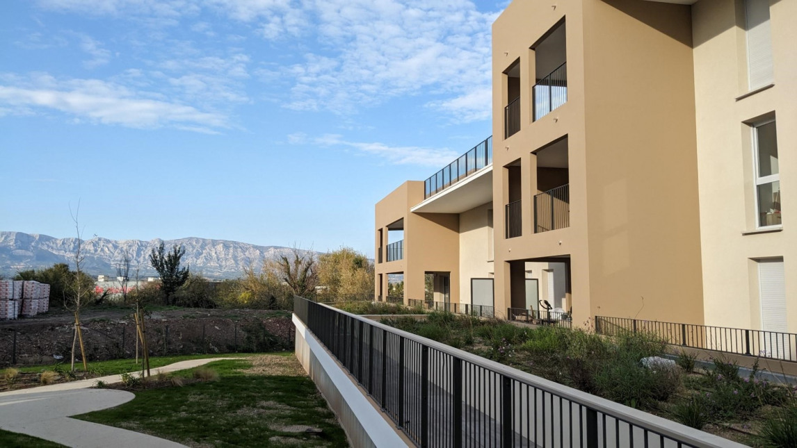 Visuel du programme Livraison rapide - trets village