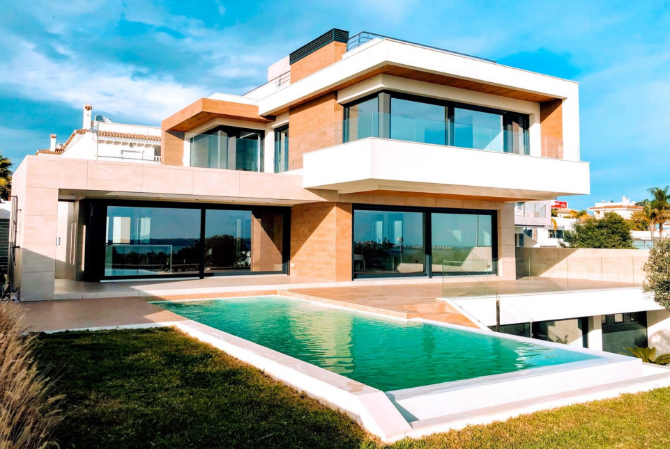 Visuel du programme Villa blanca