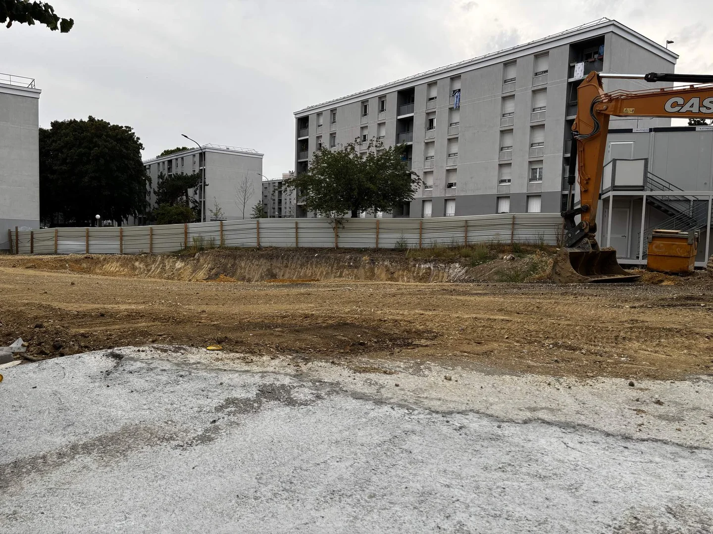 Chantier en date du 16 août 2026. — Les Jardins de la Roseraie