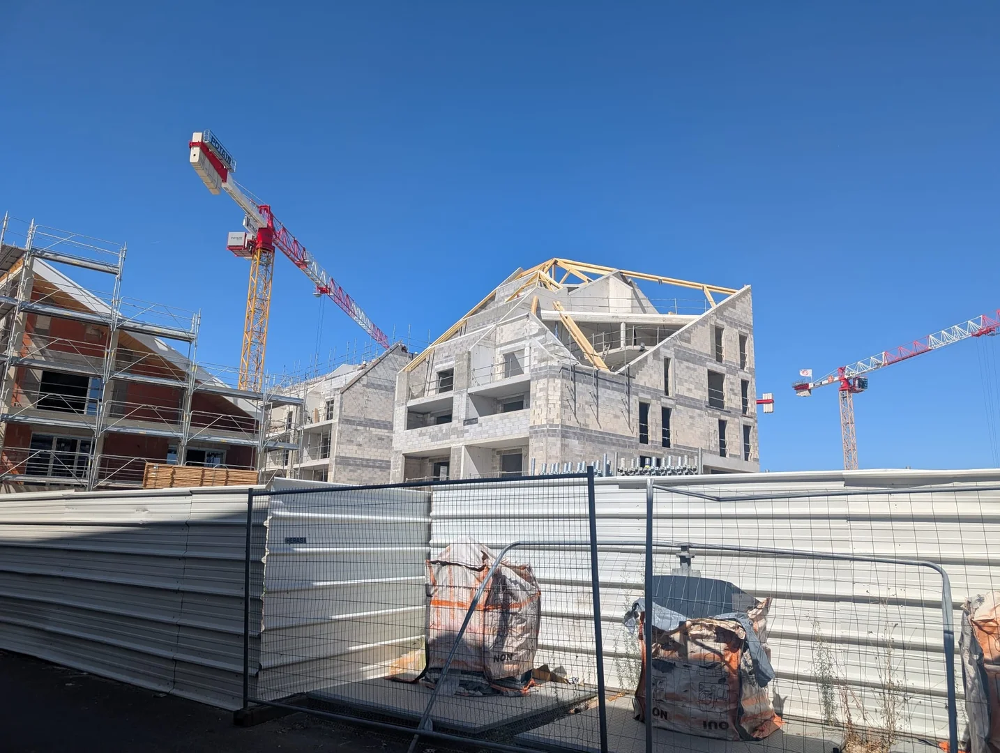 batiments B2 et B3 en cours de construction